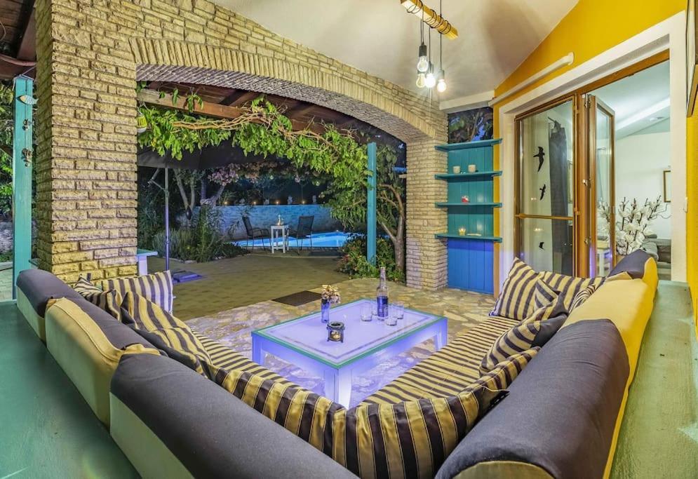 Istriensonne 0179 - Villa Romantika Mit Pool Лижнян Екстер'єр фото